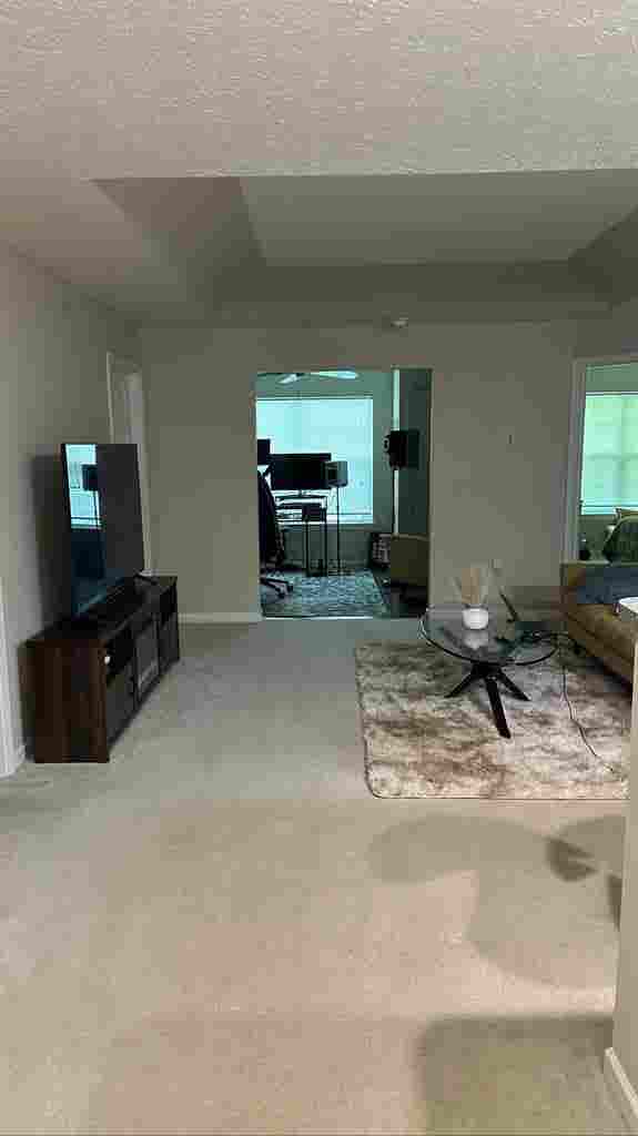 Private Room + Bathroomm