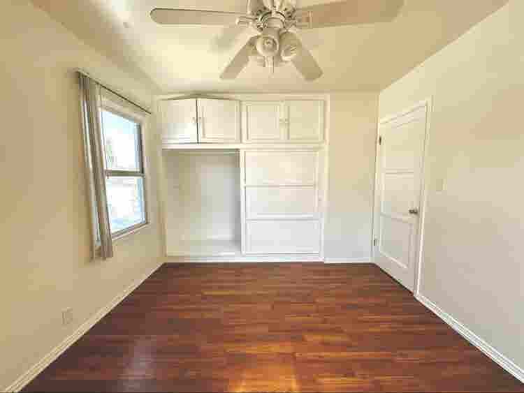Room in Culver City BA