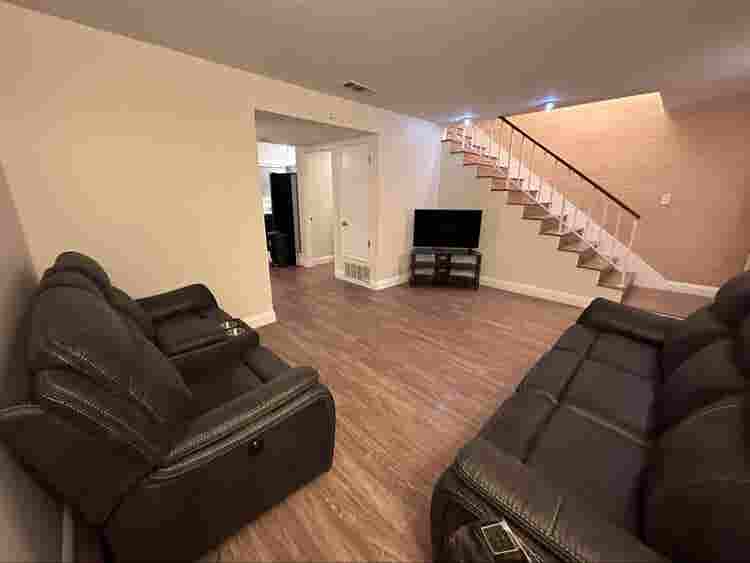 FULL FURNISHED ROOM FOR RENT