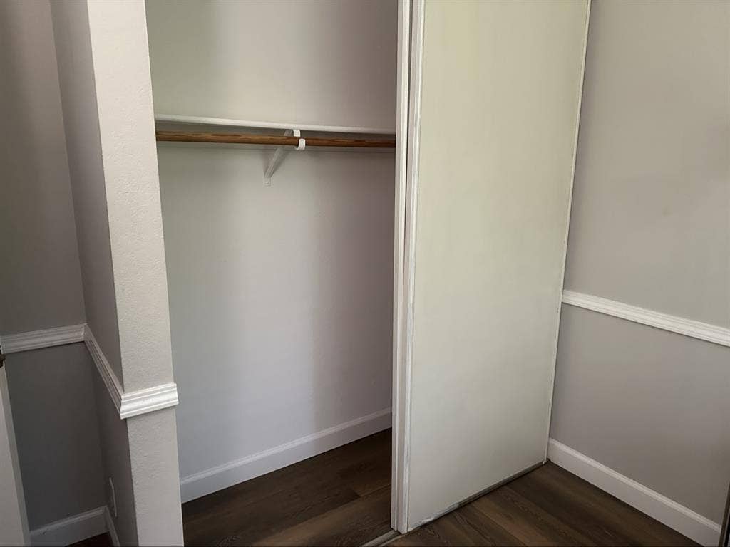FULL FURNISHED ROOM FOR RENT