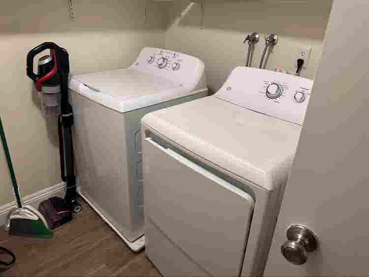 FULL FURNISHED ROOM FOR RENT