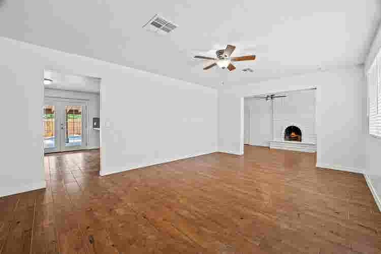 3 Bedroom With Pool In Tempe, AZ