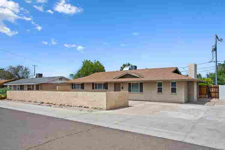 3 Bedroom With Pool In Tempe, AZ