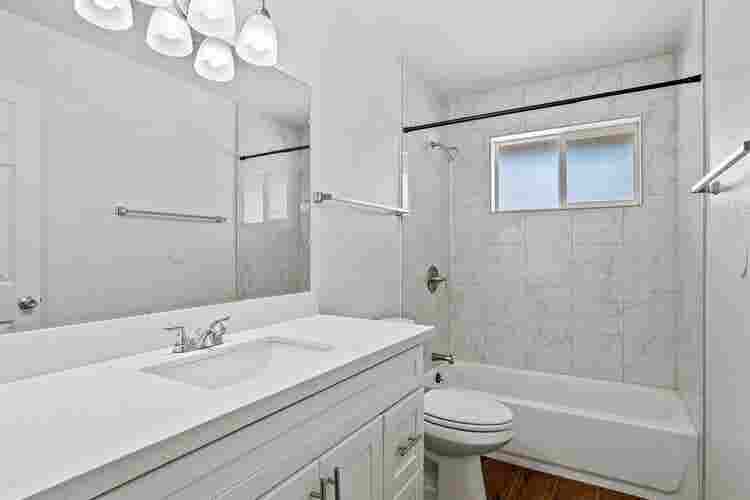 3 Bedroom With Pool In Tempe, AZ