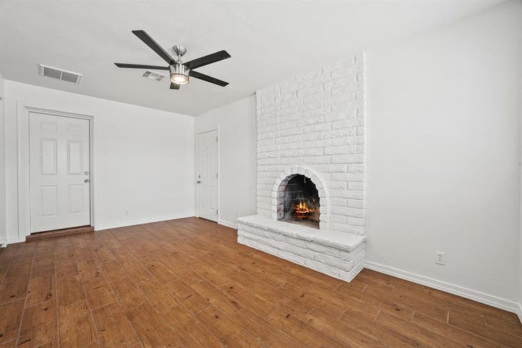 3 Bedroom With Pool In Tempe, AZ