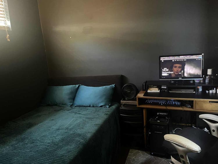 Private Room Sublet w/pool and yard