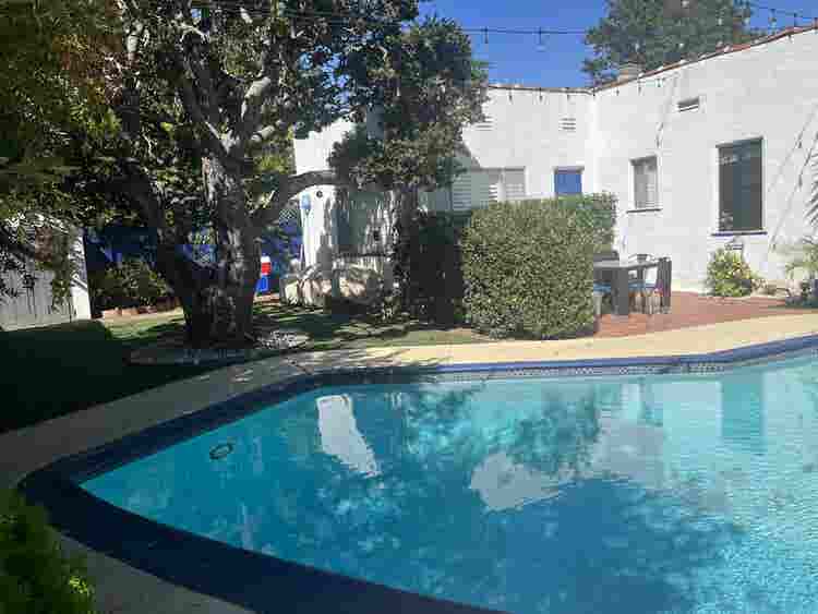 Private Room Sublet w/pool and yard