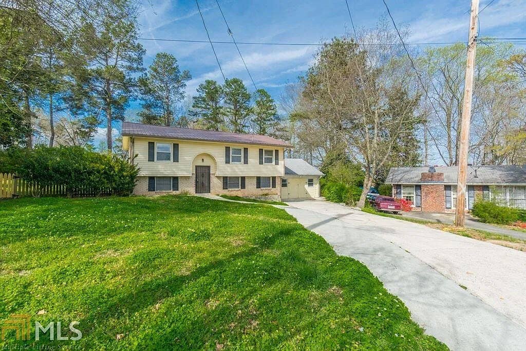 5 BR in Lawrenceville