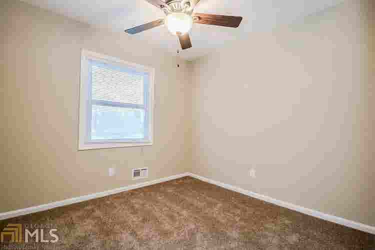 5 BR in Lawrenceville