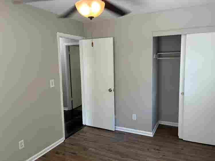 5 BR in Lawrenceville