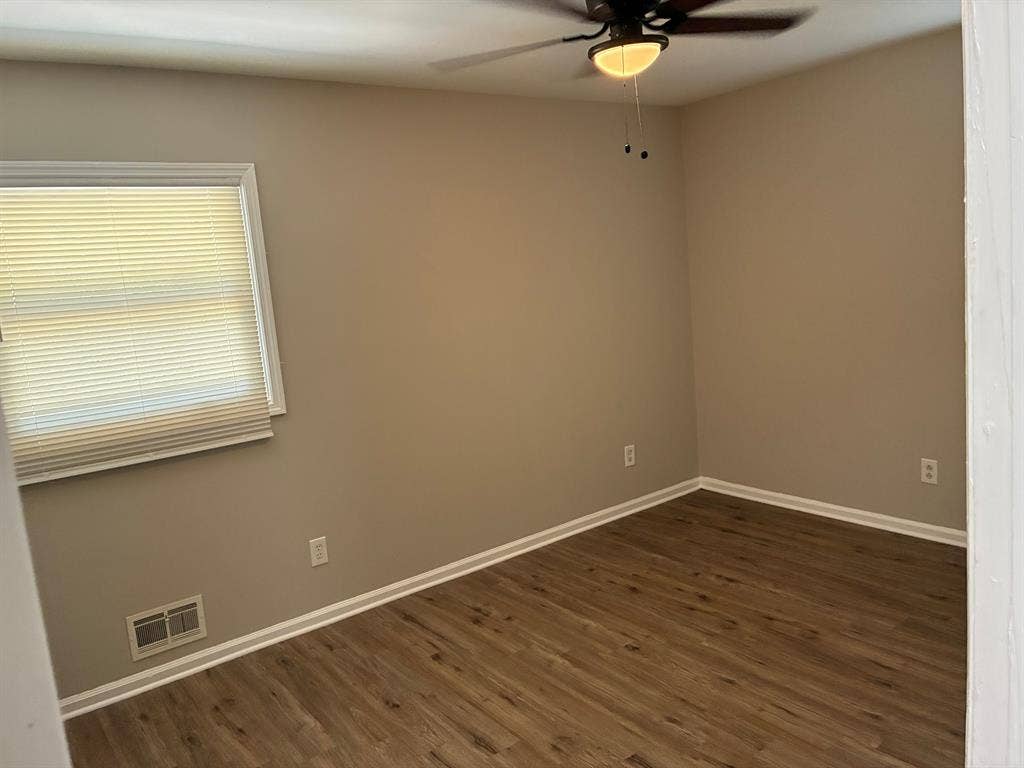 5 BR in Lawrenceville