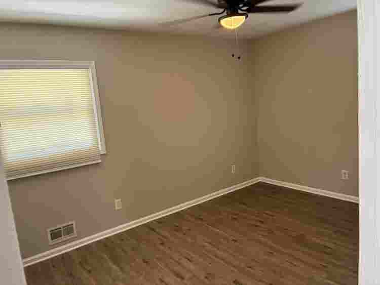 5 BR in Lawrenceville