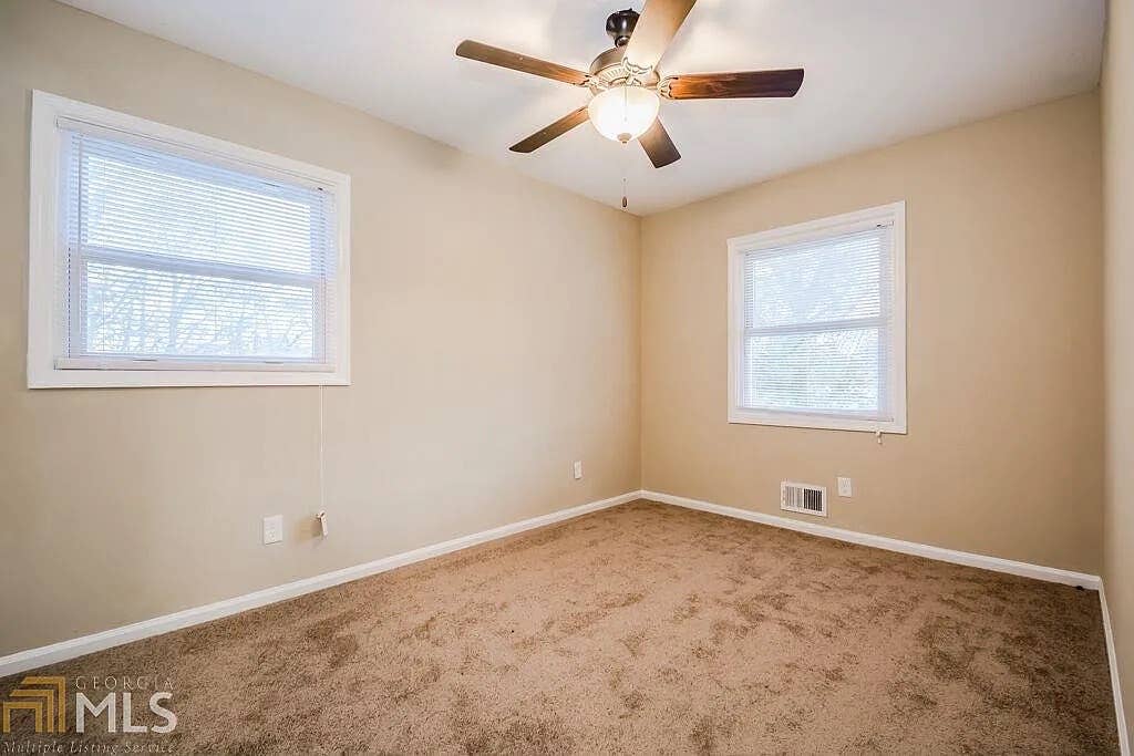 5 BR in Lawrenceville