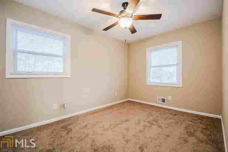 5 BR in Lawrenceville
