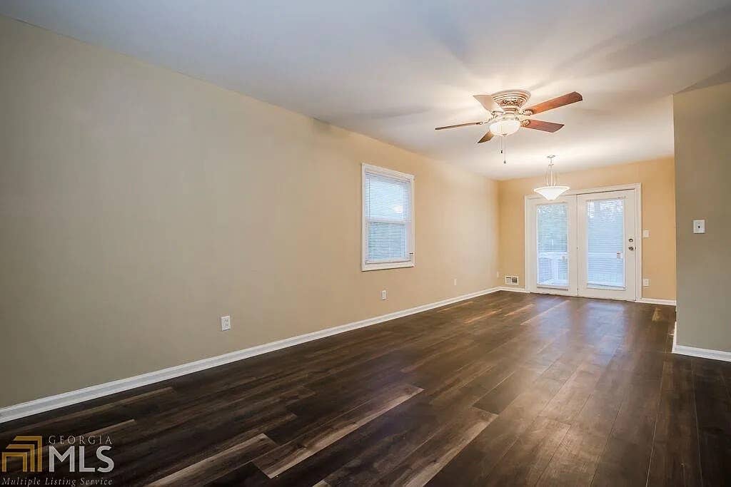 5 BR in Lawrenceville