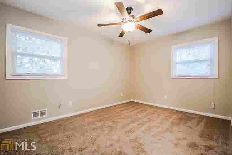 5 BR in Lawrenceville