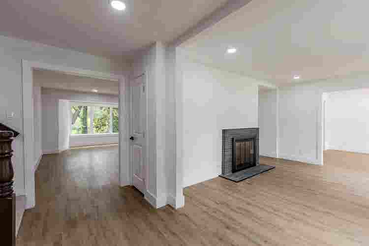4 BR in Farmers Branch