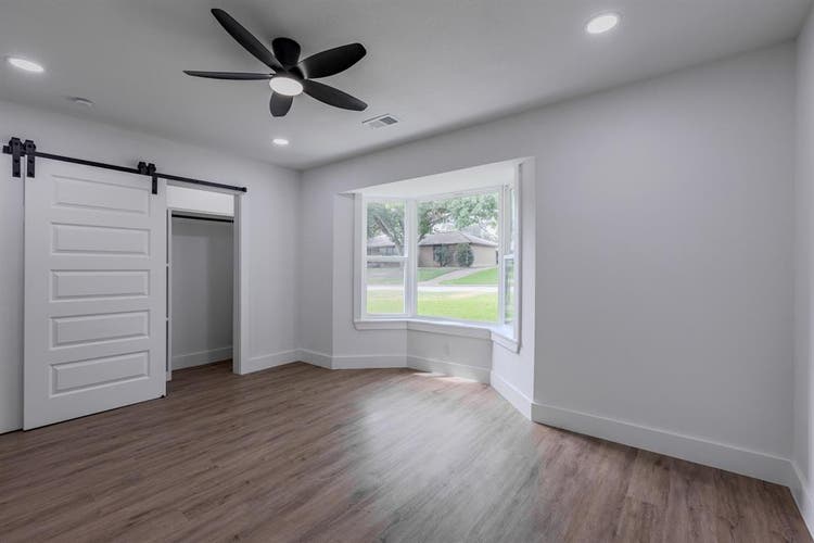 4 BR in Farmers Branch