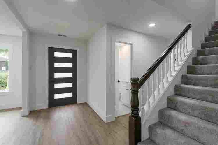 4 BR in Farmers Branch