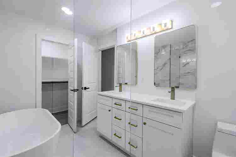 4 BR in Farmers Branch