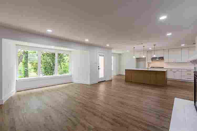 4 BR in Farmers Branch