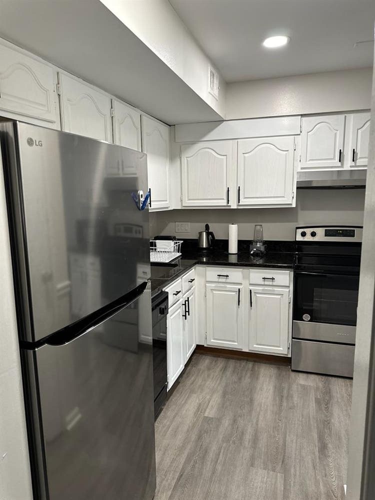 Private bedroom & bathroom for rent