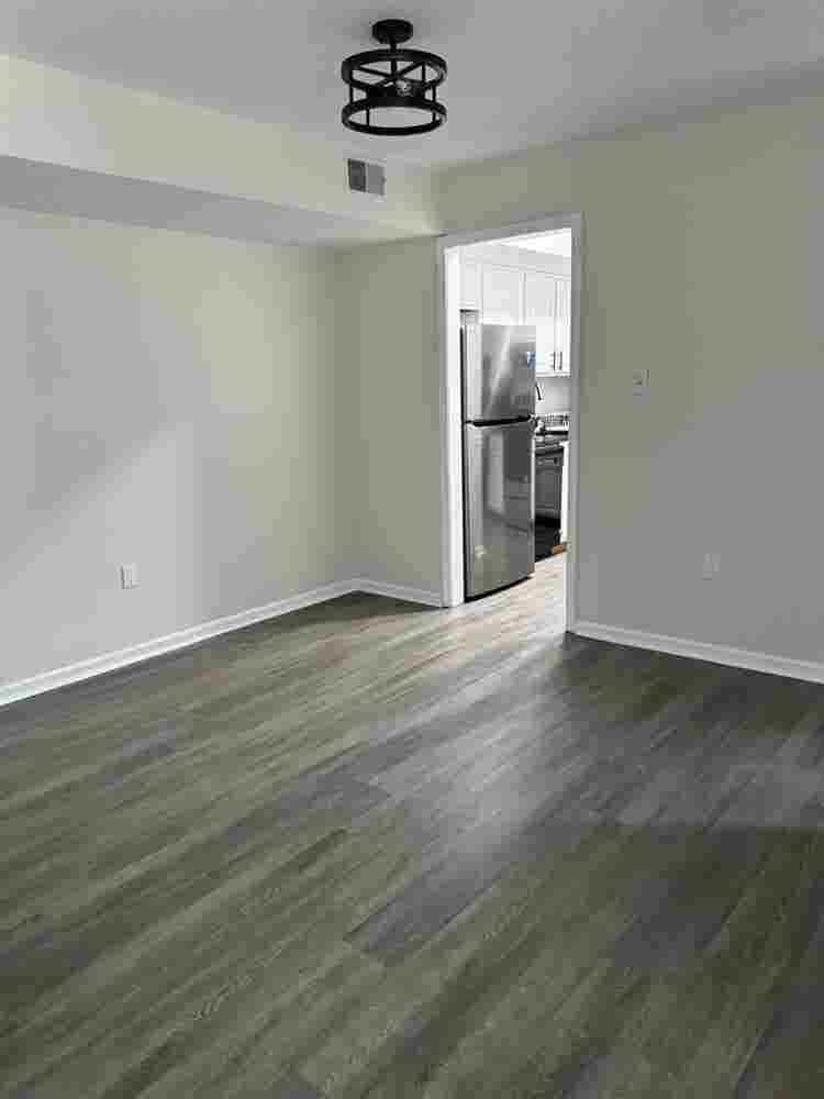 Private bedroom & bathroom for rent