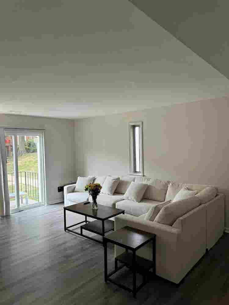 Private bedroom & bathroom for rent