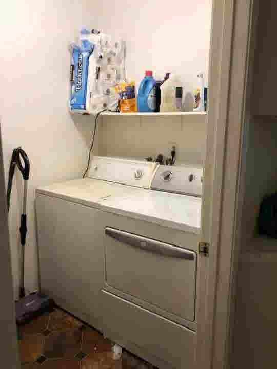 Long Beach Shared Bedroom: Urgent