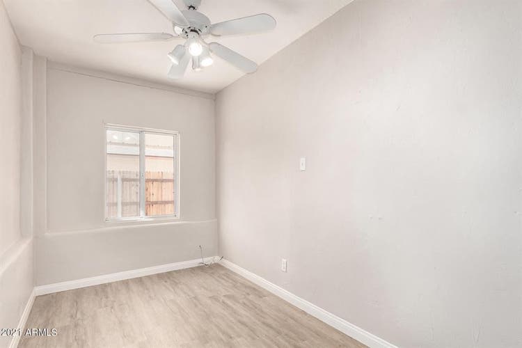 Downtown Mesa Room for Rent