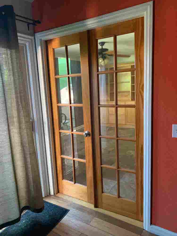 Room for rent in condo . .