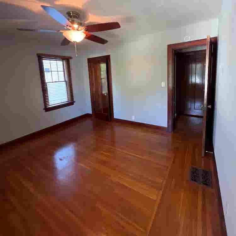 Room Available!!!