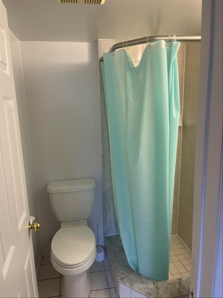 A room with bathroom for rent.