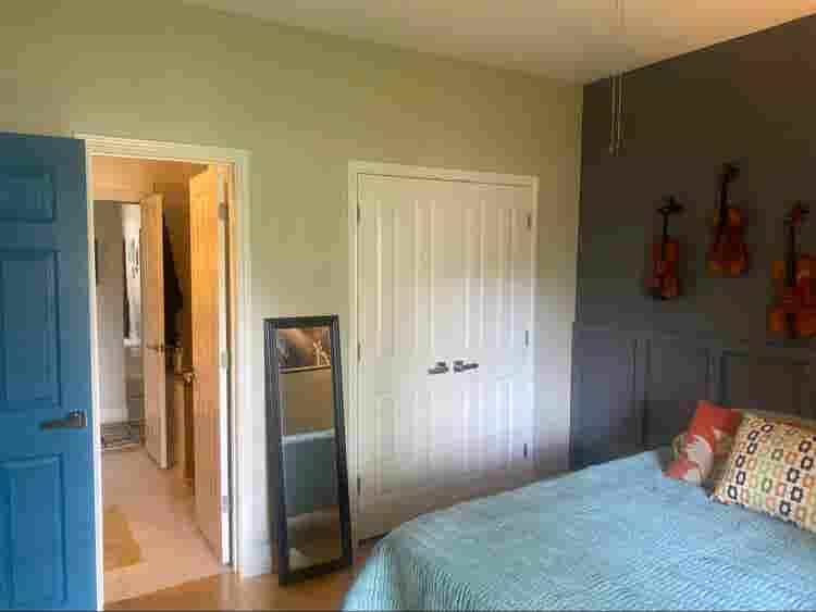 Room for rent in nice suburban 4BR