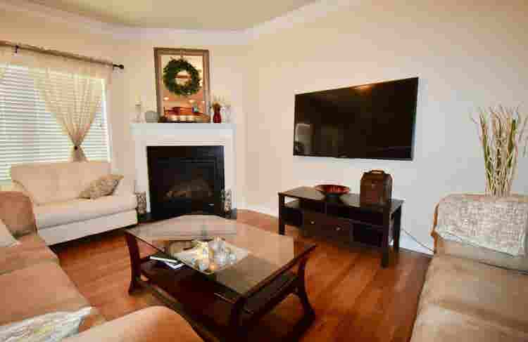 Luxury Townhouse  near Halcyon