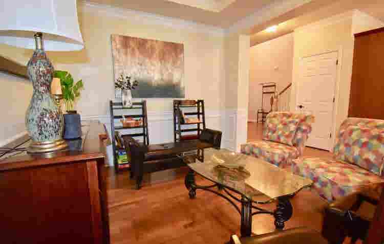 Luxury Townhouse  near Halcyon