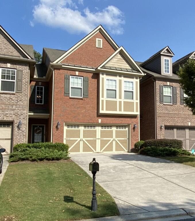 Luxury Townhouse near Halcyon