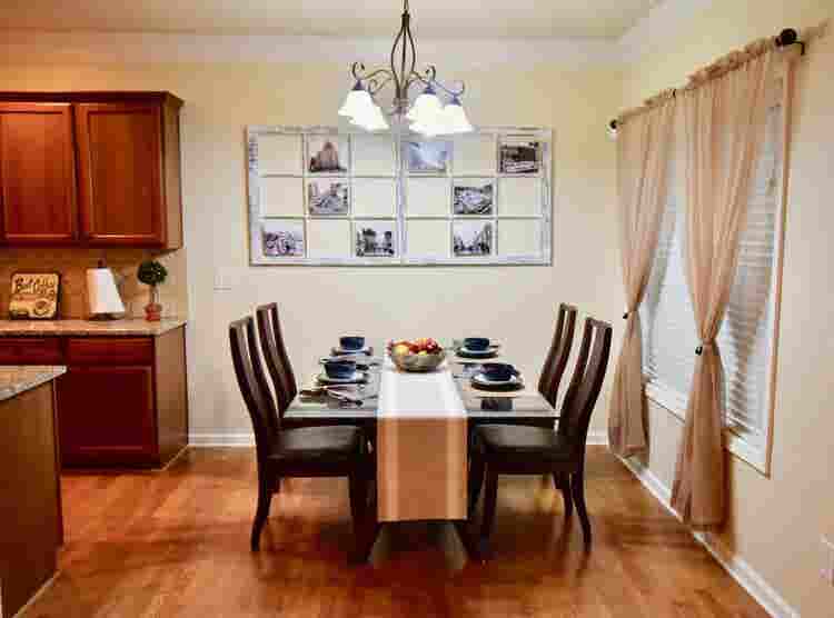 Luxury Townhouse  near Halcyon