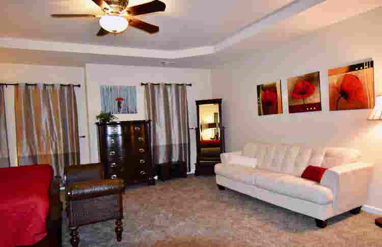 Luxury Townhouse  near Halcyon