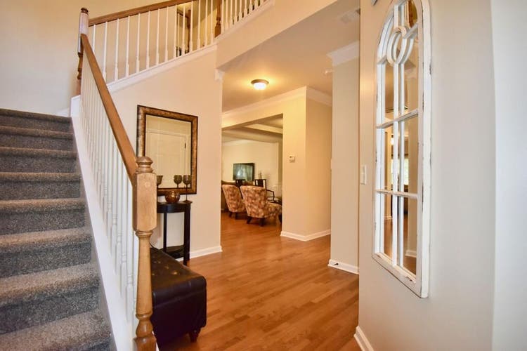 Luxury Townhouse near Halcyon