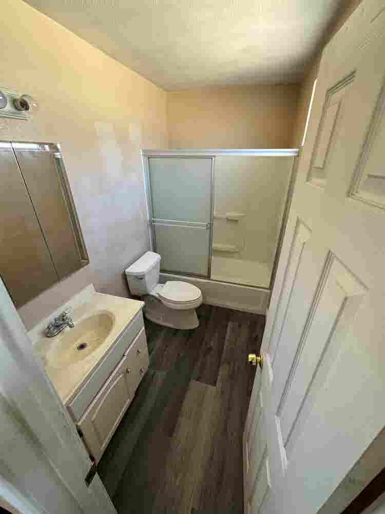 Buena Park room available