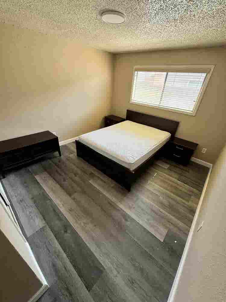 Buena Park room available
