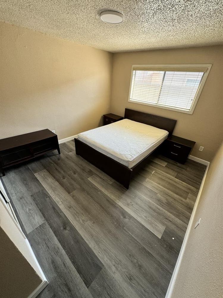 Buena Park room available