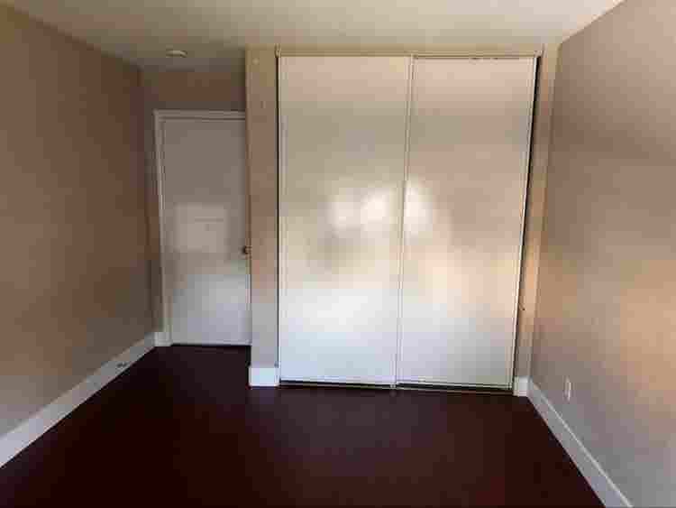 Private Room/Bath (Util. Included)