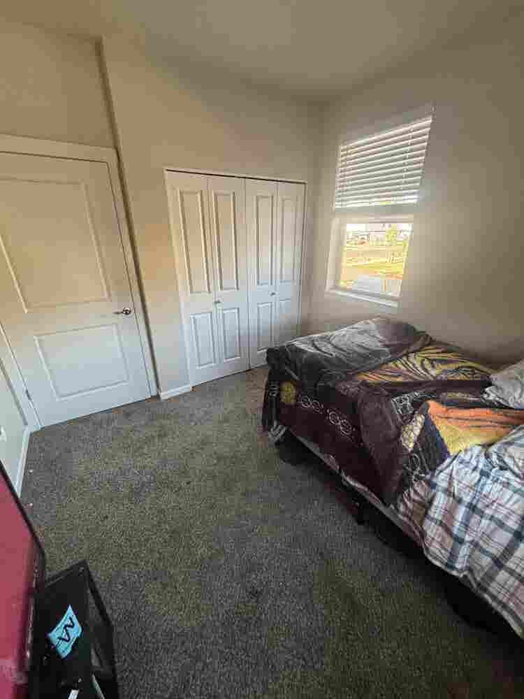 Room for rent immediately