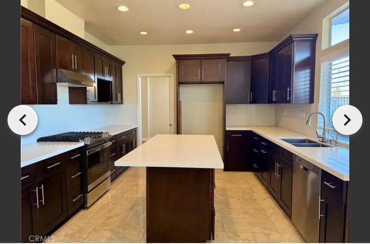 Bedroom for rent in Corona hills