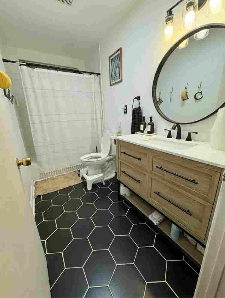 Room for rent in upper Seaside