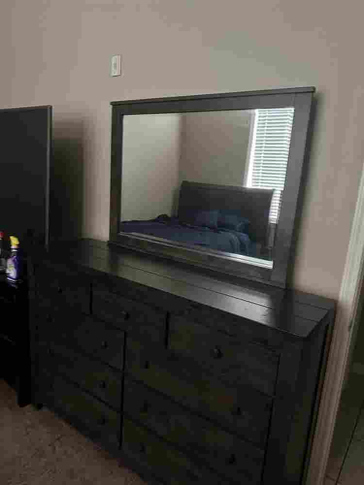 I’m Renting A Furnished Room