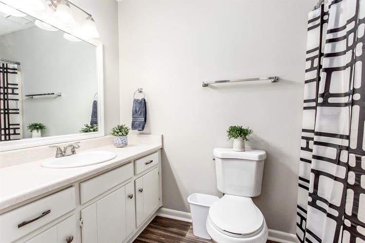 1 BR in Woodstock