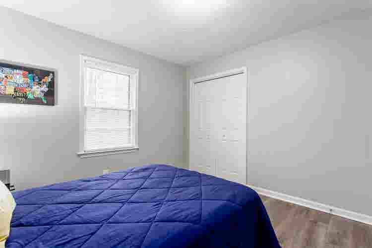 1 BR in Woodstock
